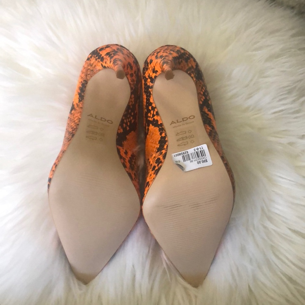 Shoes - Picture 2 of 3